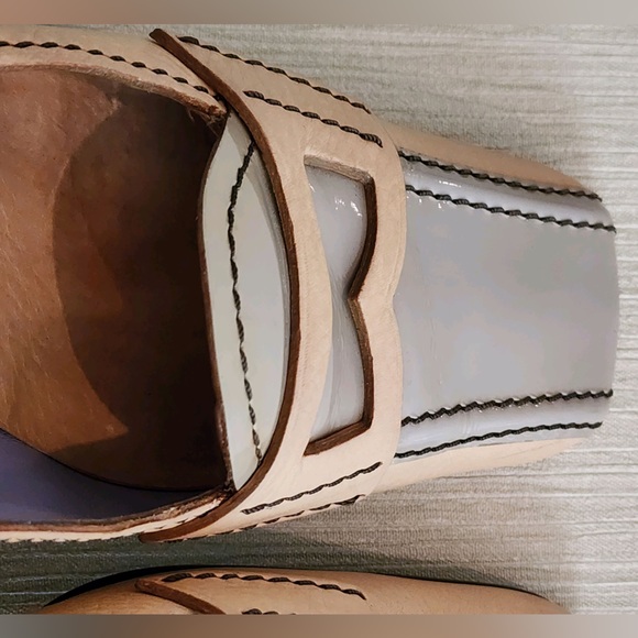 Authentic Prada Vintage Genuine Leather Upper/Lining/Sole Two Tone Loafers - Picture 10 of 14